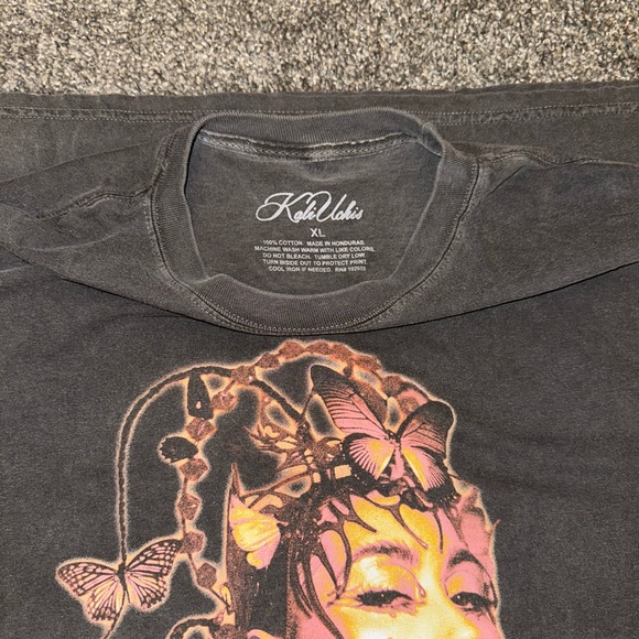 Kali Uchis Tour Shirt - Picture 4 of 4